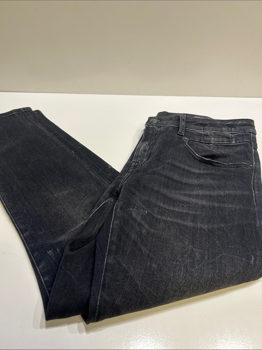 Women's Black Skinny Jeans — Sleek Everyday Denim